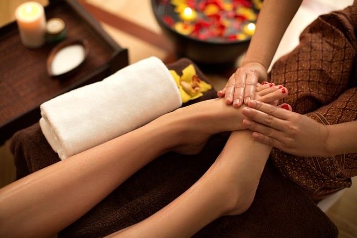 Massage chân